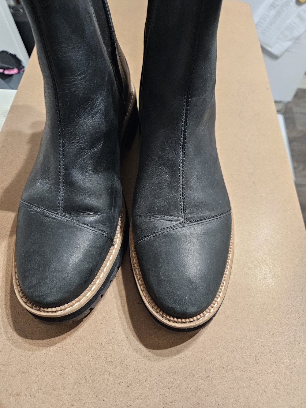 Toms Black Leather Chelsea Boots with Contrast Welt